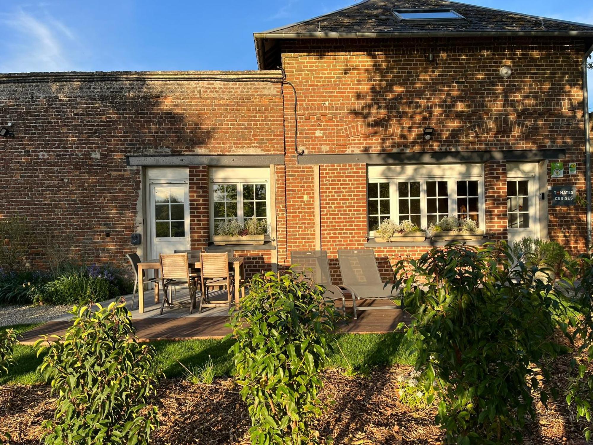 Villa Tomates Cerises A La Ferme De Sorval Selvigny Exterior foto